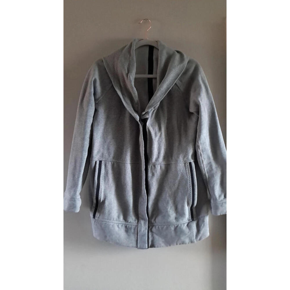Lululemon grey button down cardigan sweatshirt medium